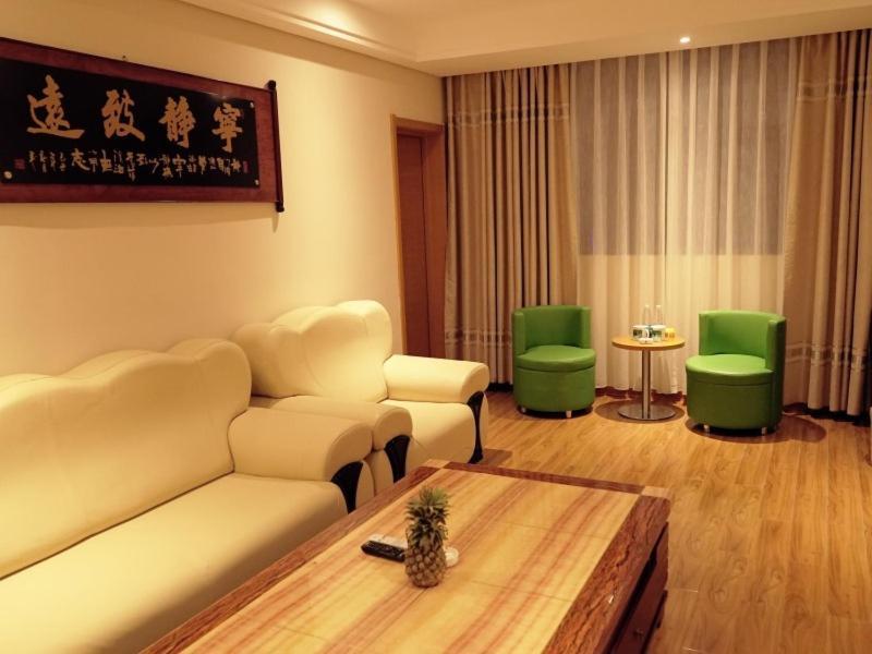 Greentree Inn Guangxi Hepu Huanzhusouthrd.Transit Center Express Hotel Exterior photo